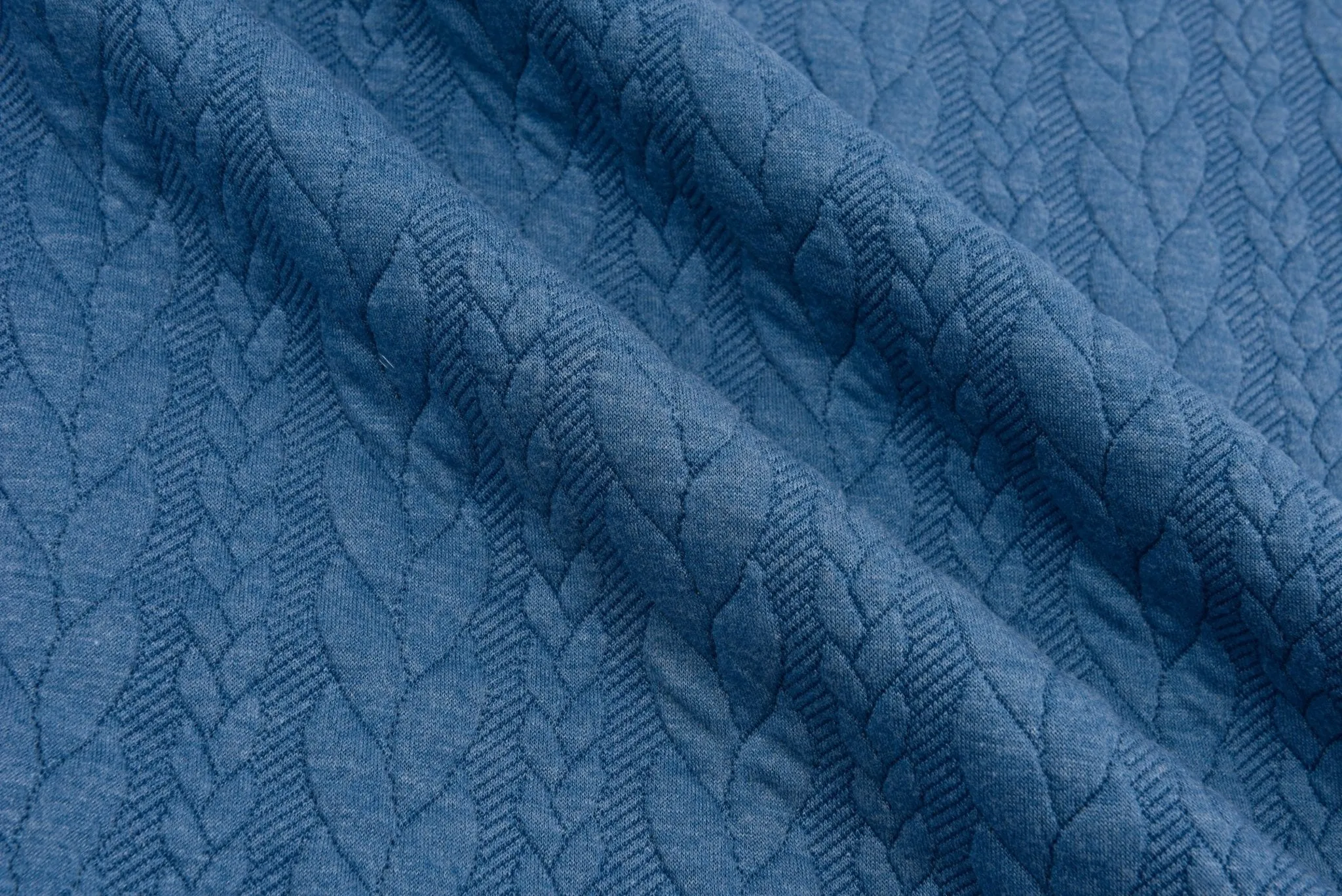 Cable Knit Jacquard Fabric / Quilted Knit Jacquard