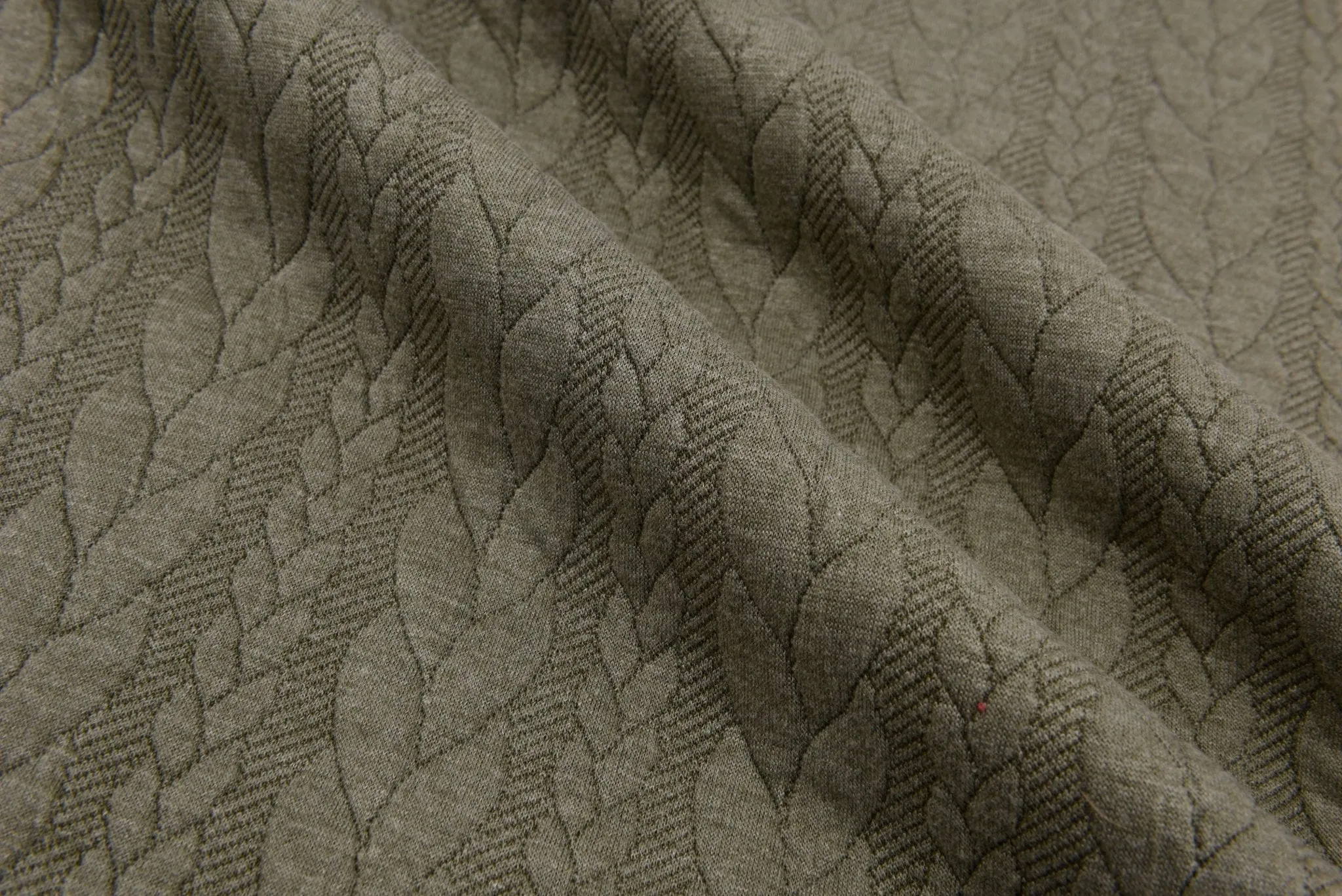 Cable Knit Jacquard Fabric / Quilted Knit Jacquard