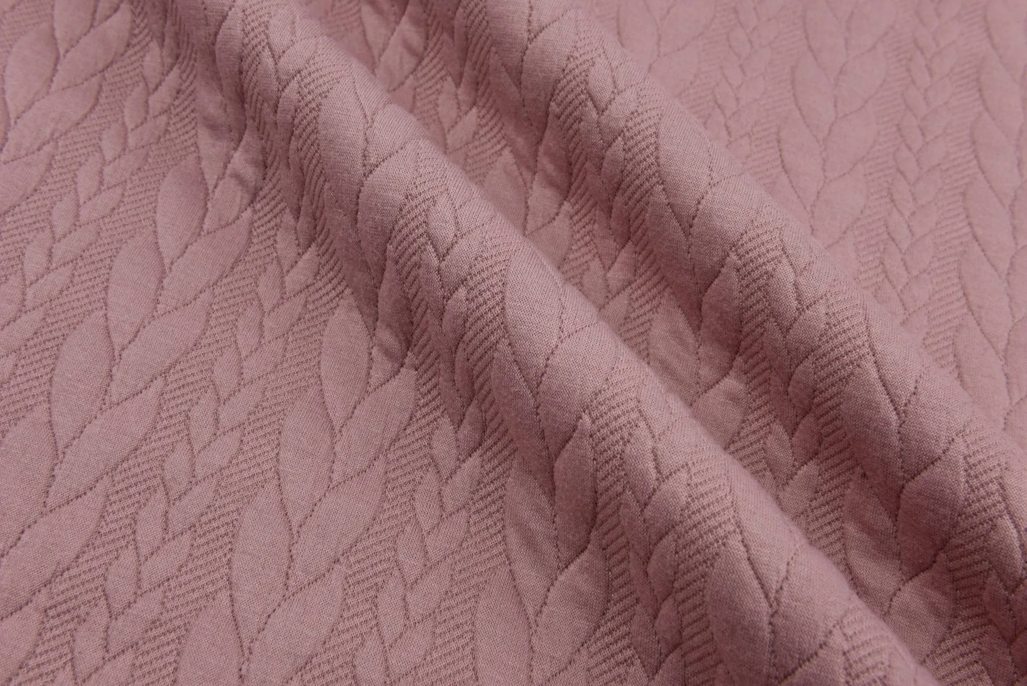 Cable Knit Jacquard Fabric / Quilted Knit Jacquard