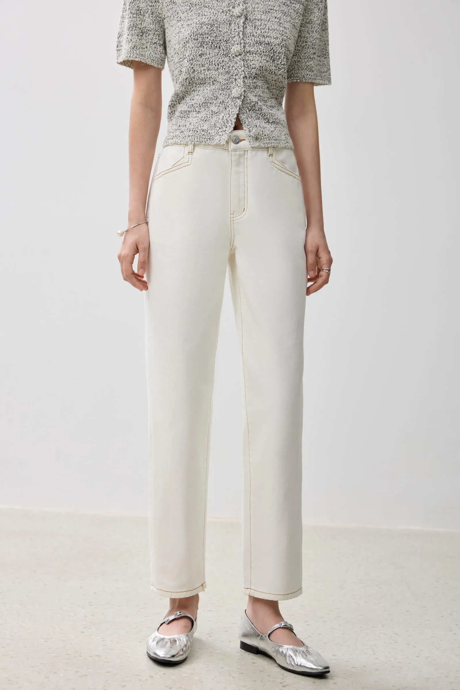 LILY Comfortable White Jeans