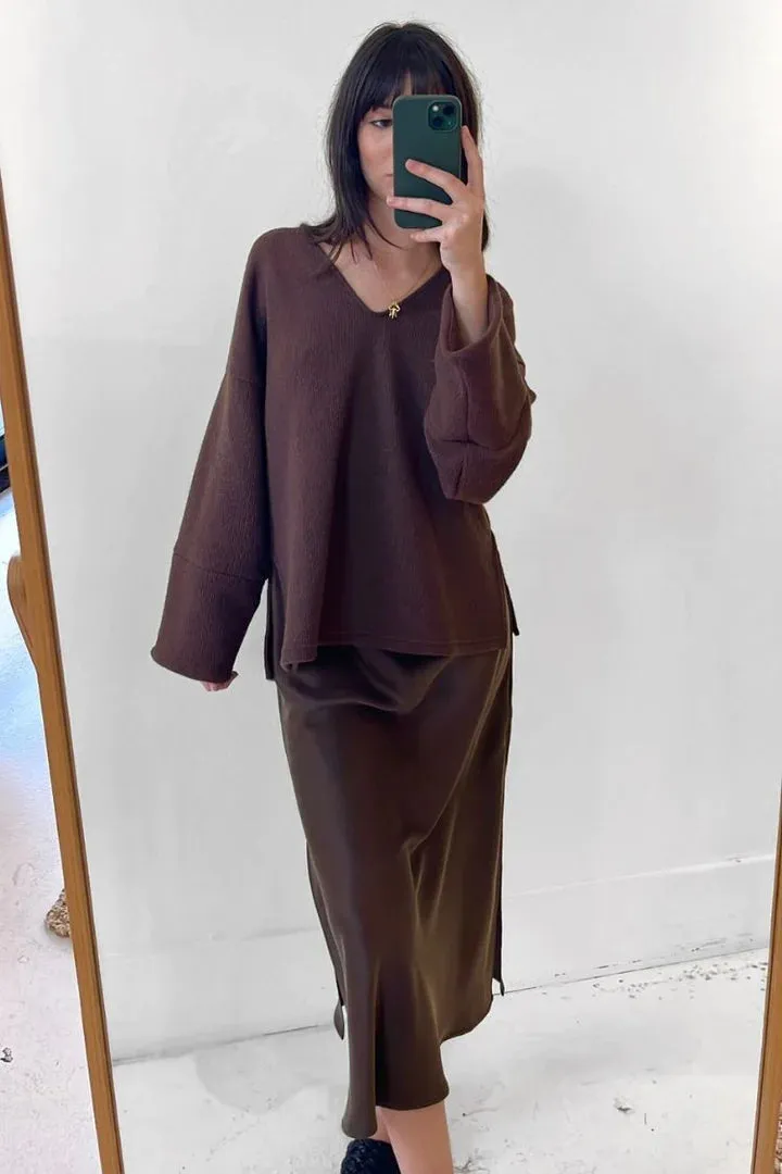 Natalie Busby Slouchy V-Neck Sweater in Espresso